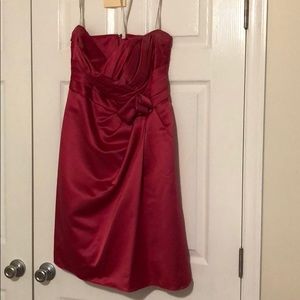 Brides maid dress. Red